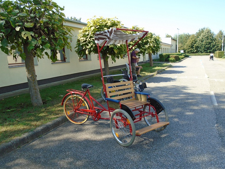IMG02