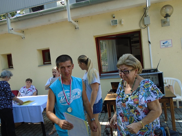 IMG02